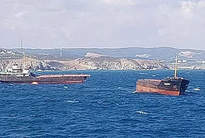 Сухогруз, следовавший под флагом Монголии, переломился пополам в Черном море